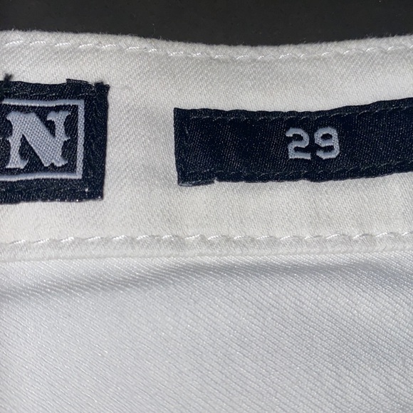 NWT Affliction Vikki Short in Silent White - Picture 13 of 13